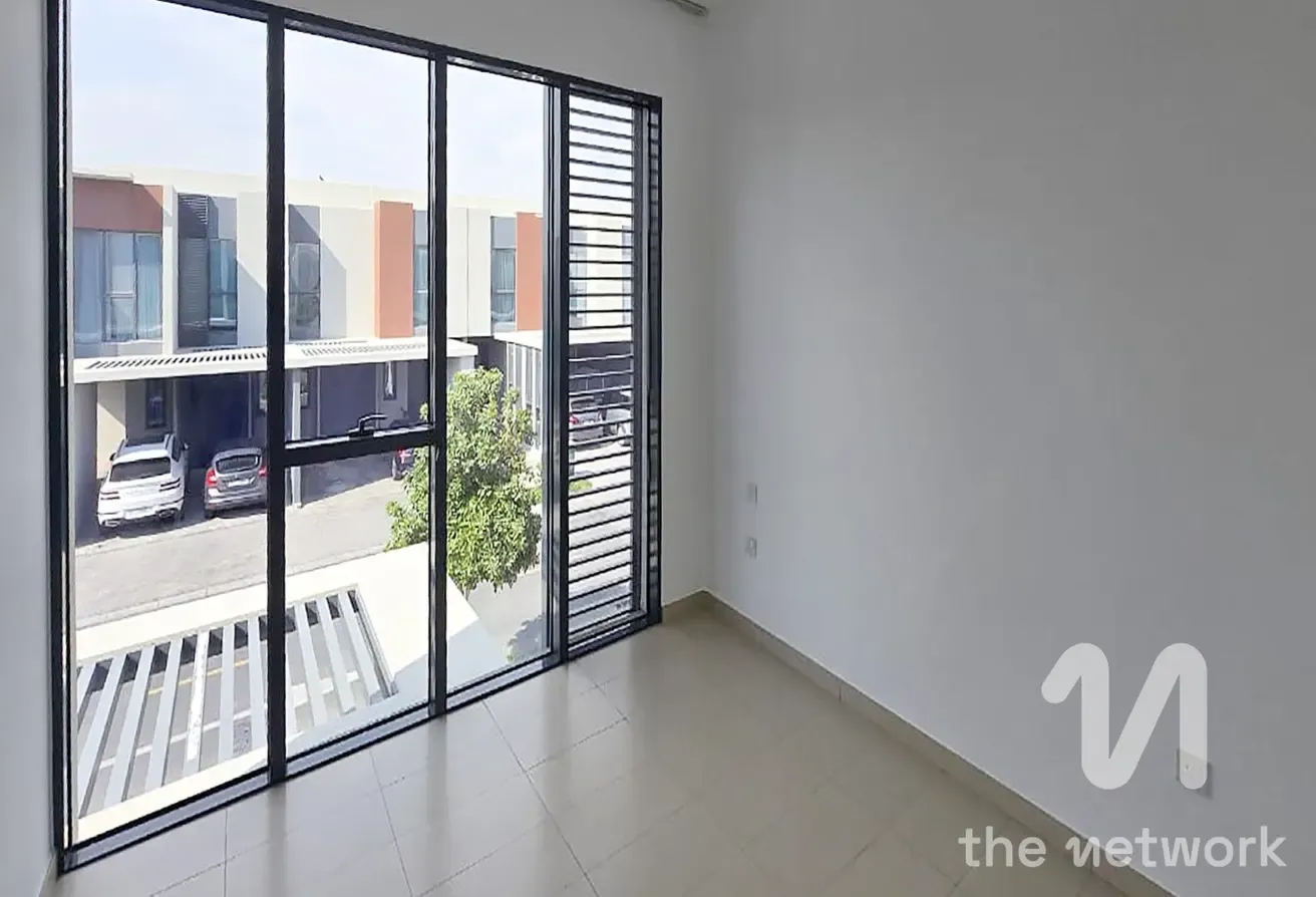 End Unit | Central Location | Vacant Now
