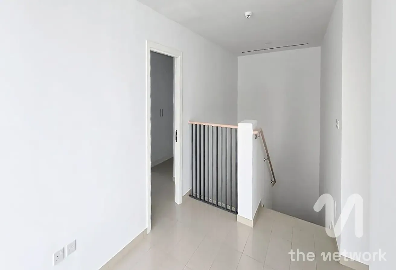 End Unit | Central Location | Vacant Now