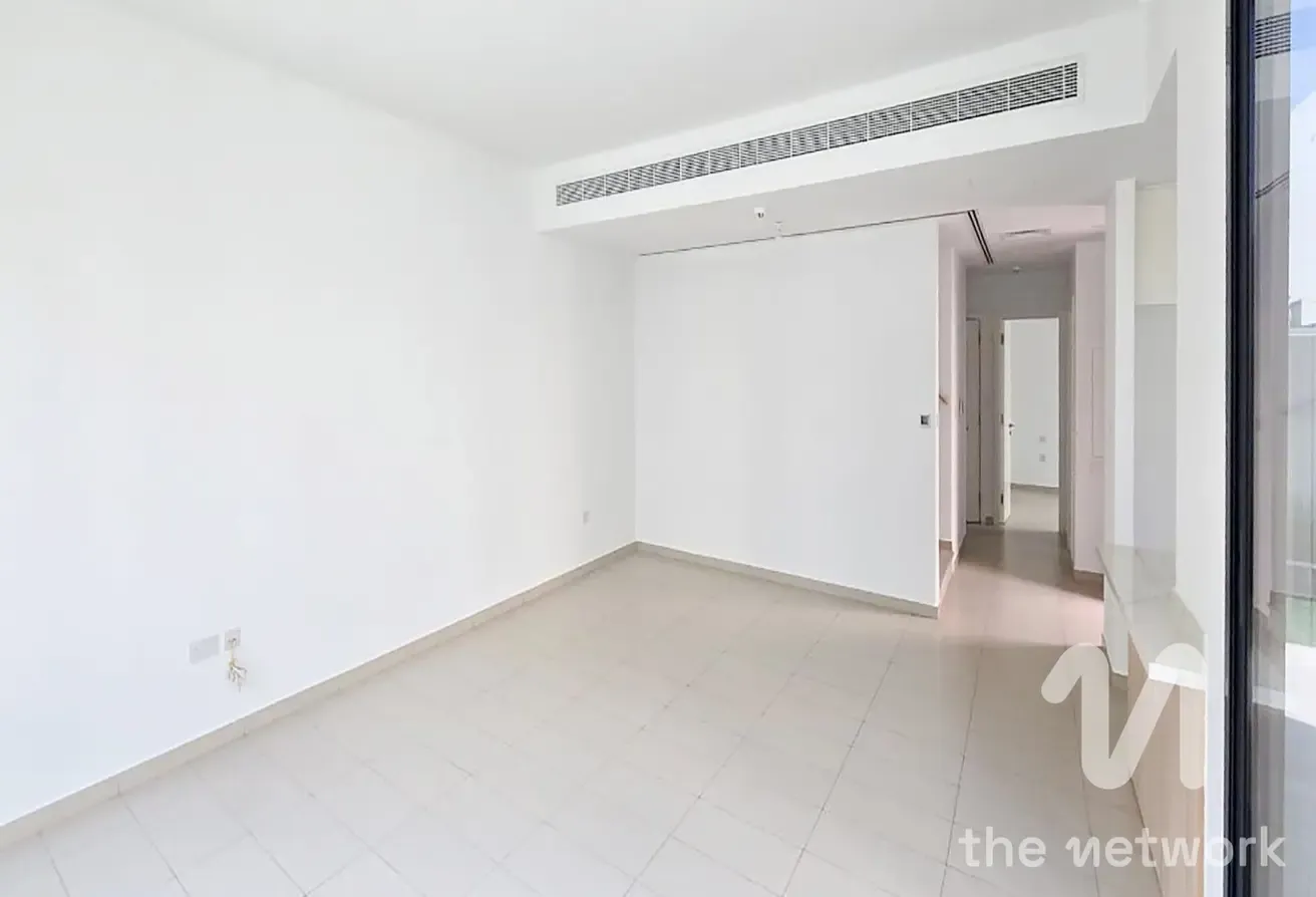 End Unit | Central Location | Vacant Now