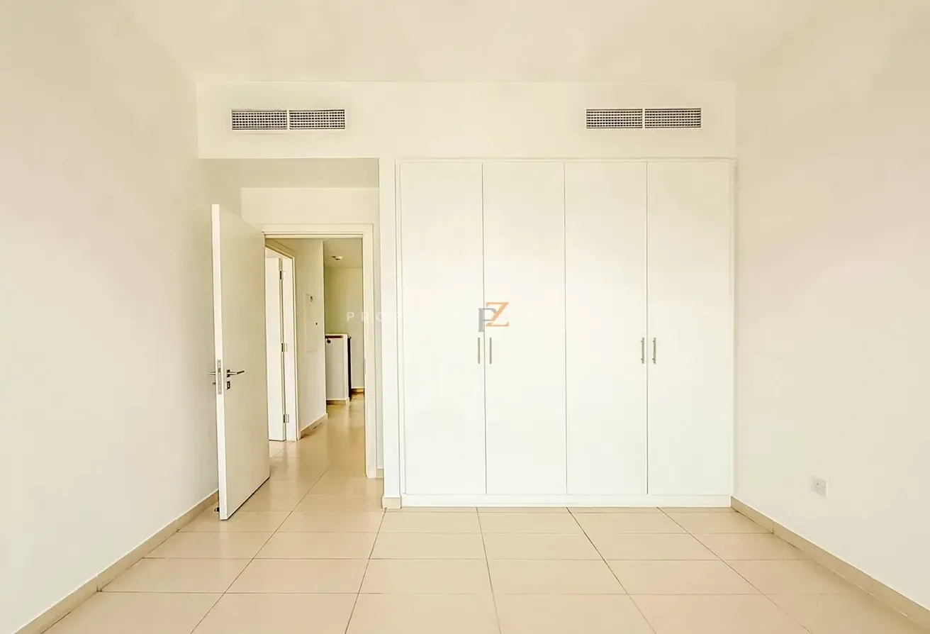 Bright & Spacious | Green Belt | Vacant Now