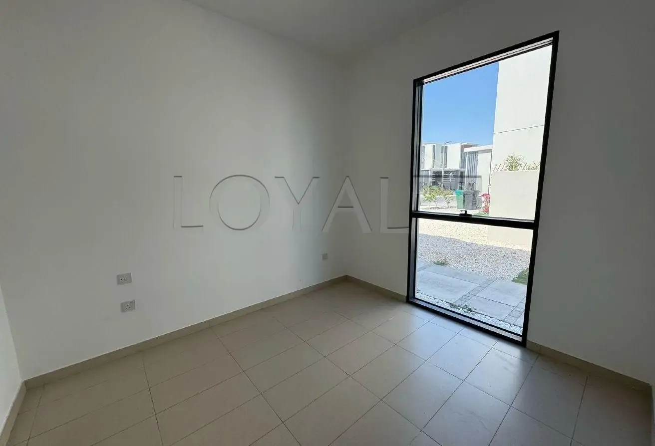 Vacant | Big Plot | Prime Location