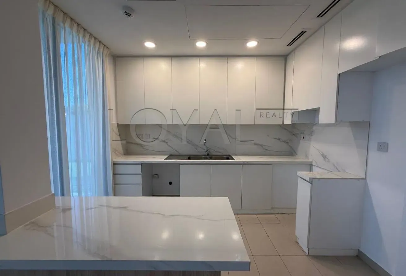 Community Expert | Full Corner Unit | Park Facing