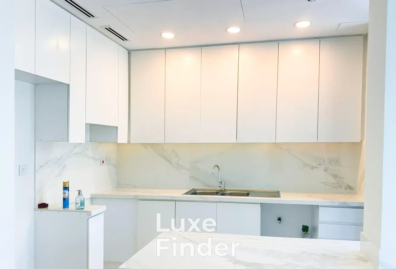 Corner Unit | Close to Pool | Vacant