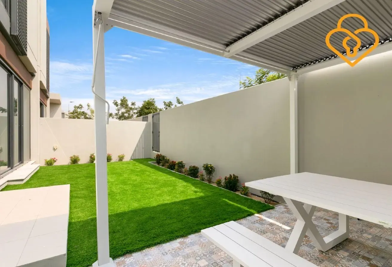 Luxury Four Bed CherryWoods Townhouse