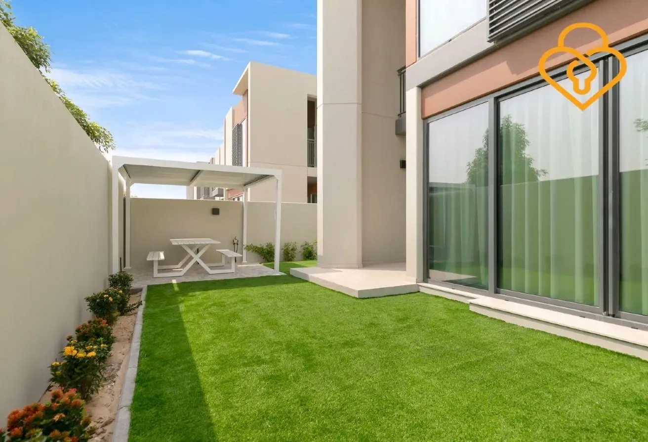 Luxury Four Bed CherryWoods Townhouse