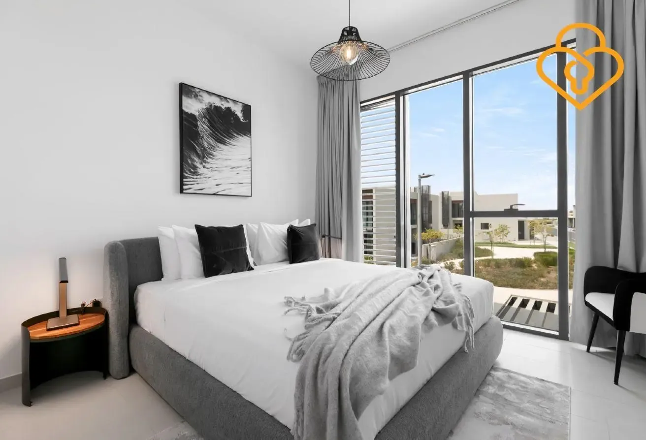 Luxury Four Bed CherryWoods Townhouse