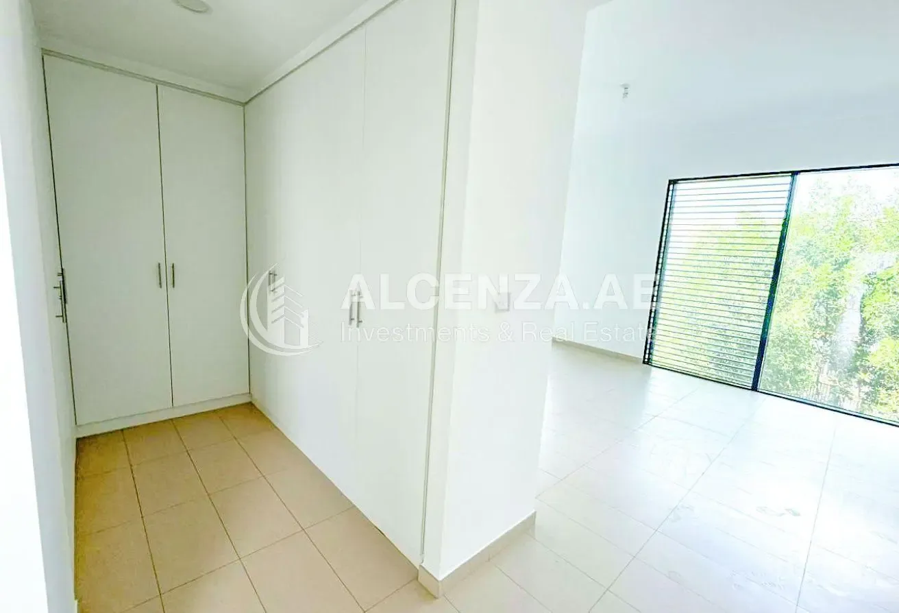 Best Layout | Well Maintained | Ready for Viewing