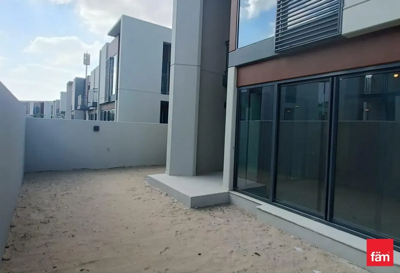 Modern Layout | Prime Location | End Unit