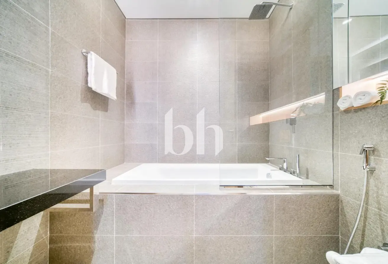 Low Floor | Huge Layout | All Bills Included
