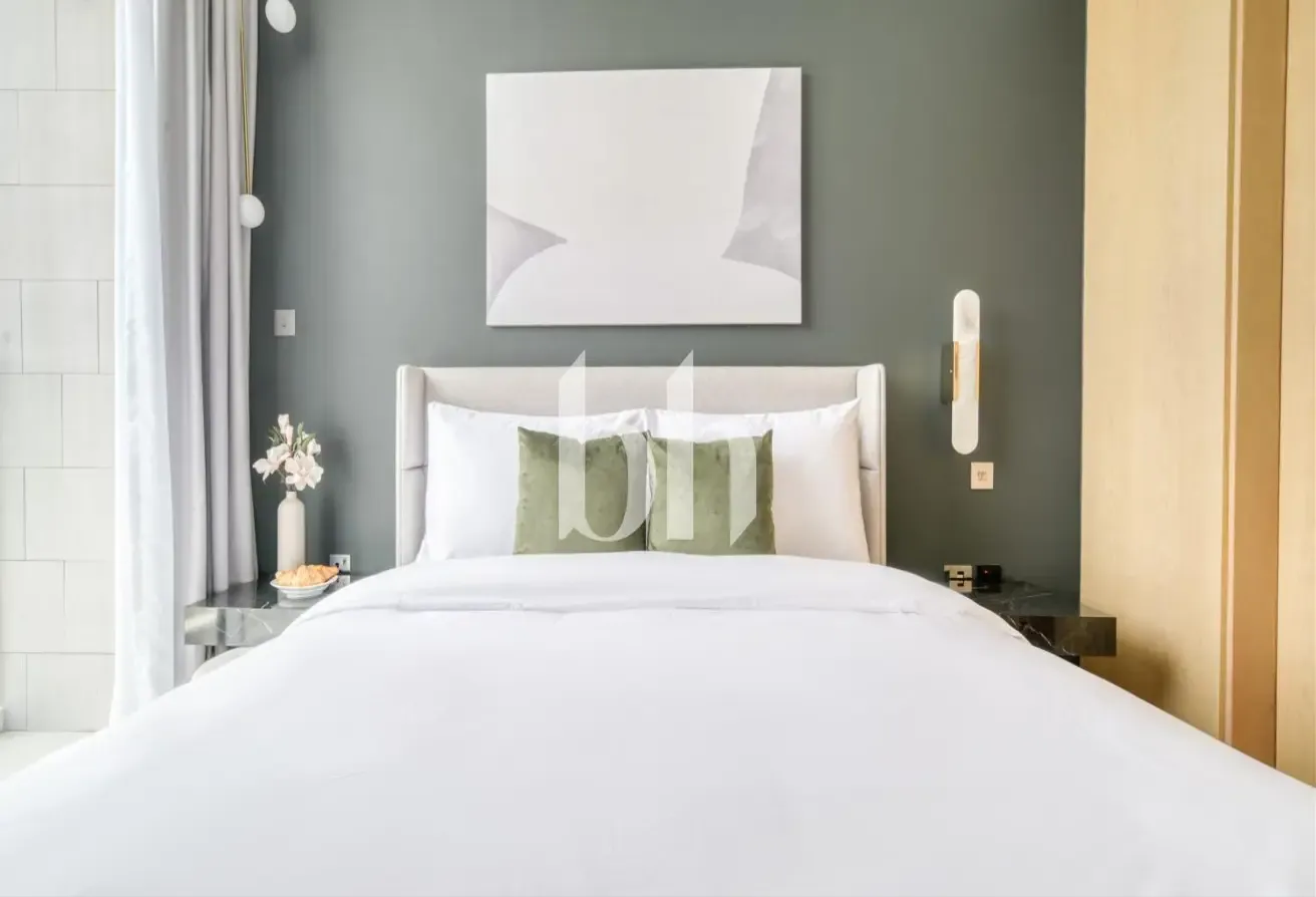 Furnished | Serviced Living | Vacant