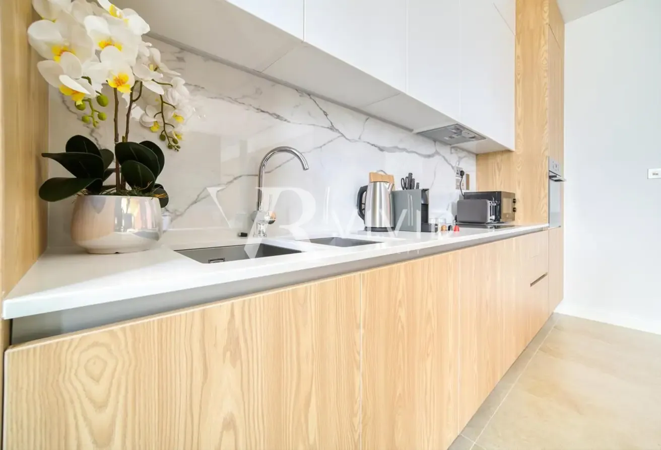 Studio | 12 cheques | Furnished & Serviced
