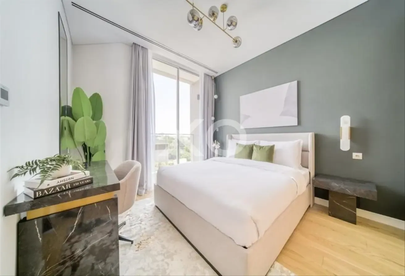 Exclusive | 12 Cheques | Furnished