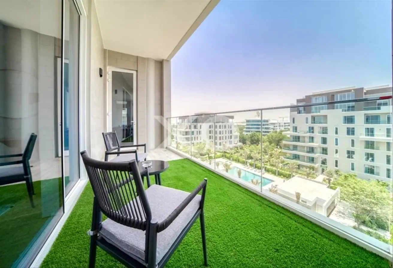 Exclusive | Rare Layout | Furnished