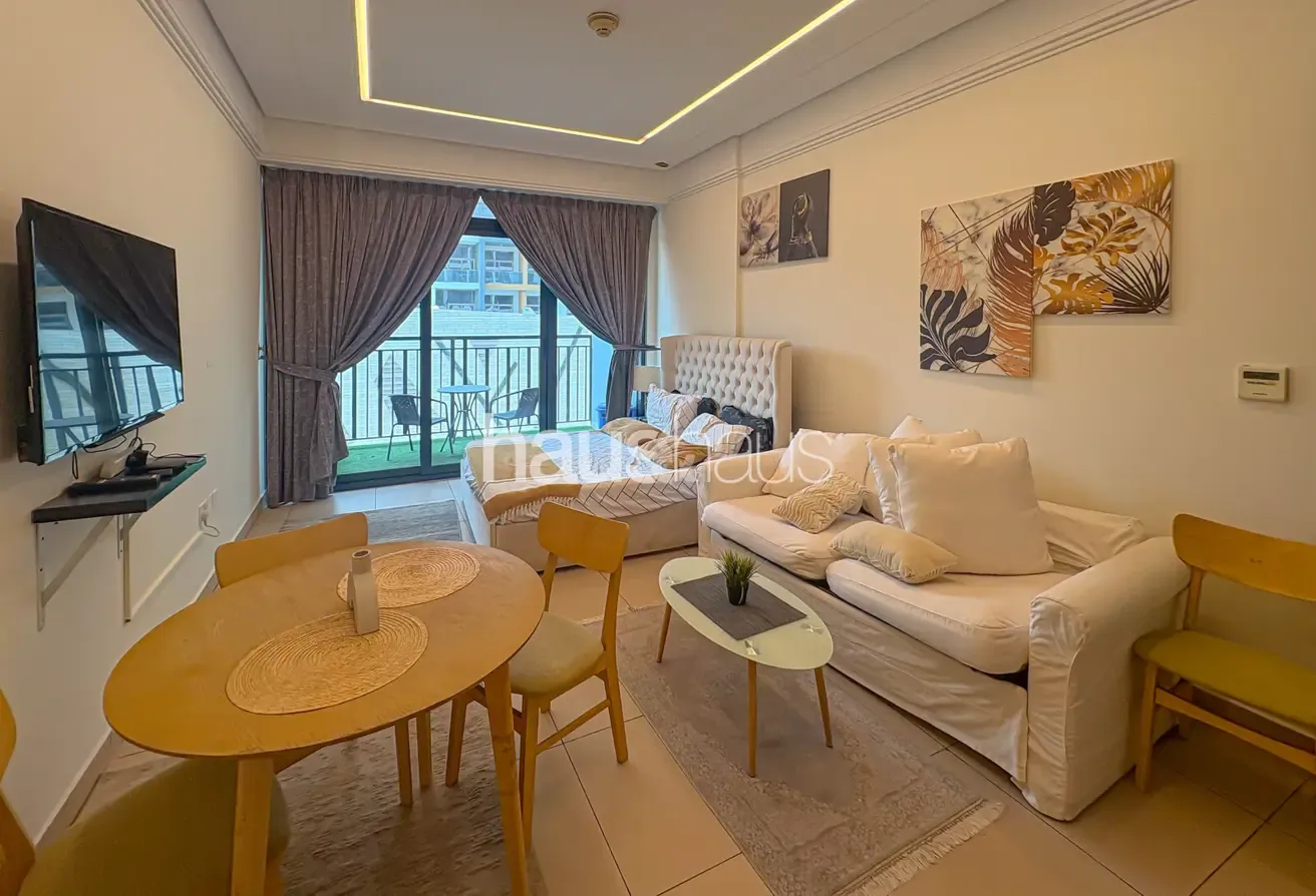 Fully Furnished | Vacant | Prime Location