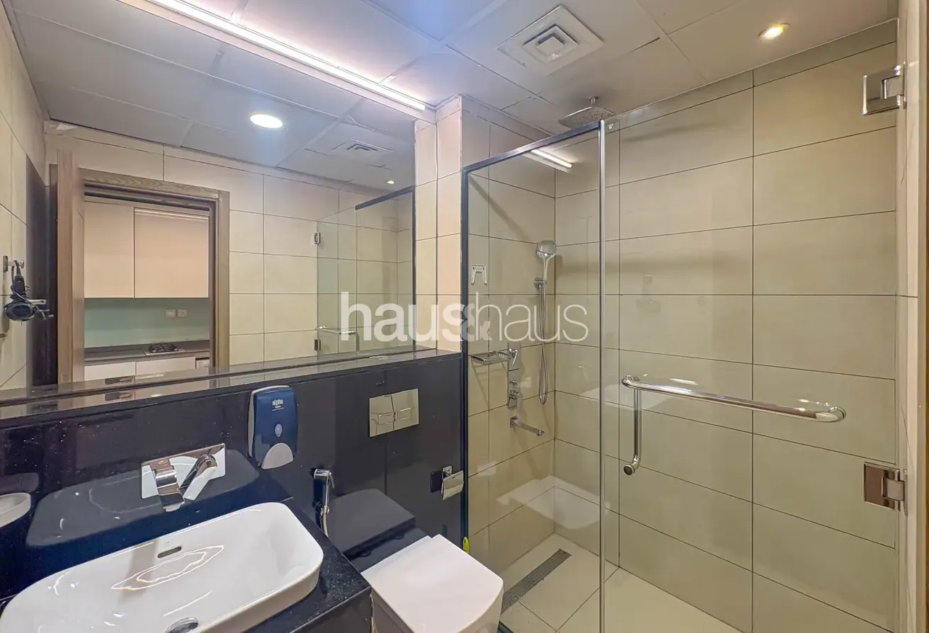 Fully Furnished | Vacant | Prime Location