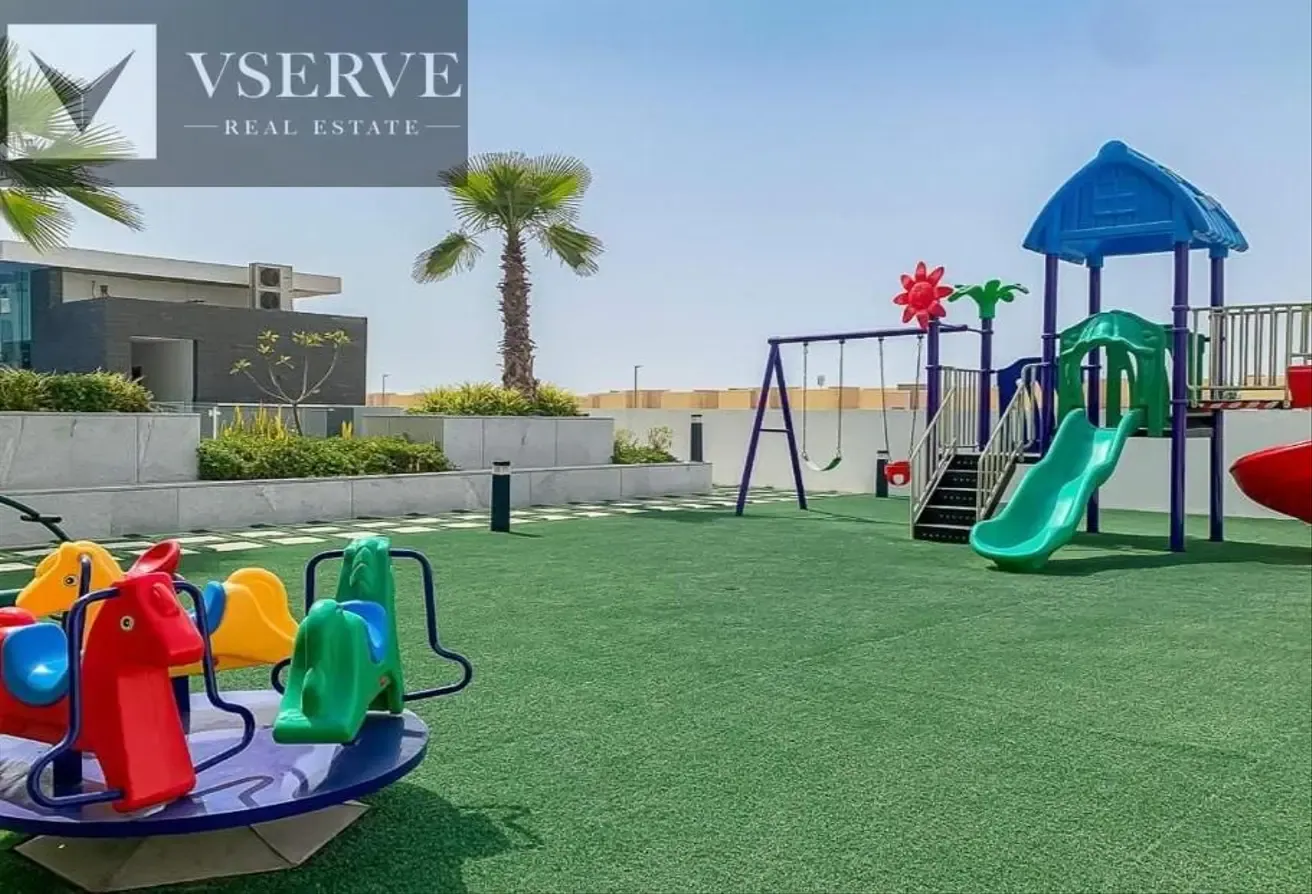 Fully furnished | Luxury Unit | Premium Location