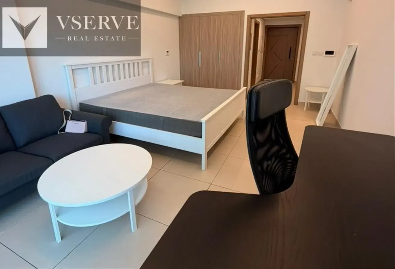 Fully furnished | Luxury Unit | Premium Location