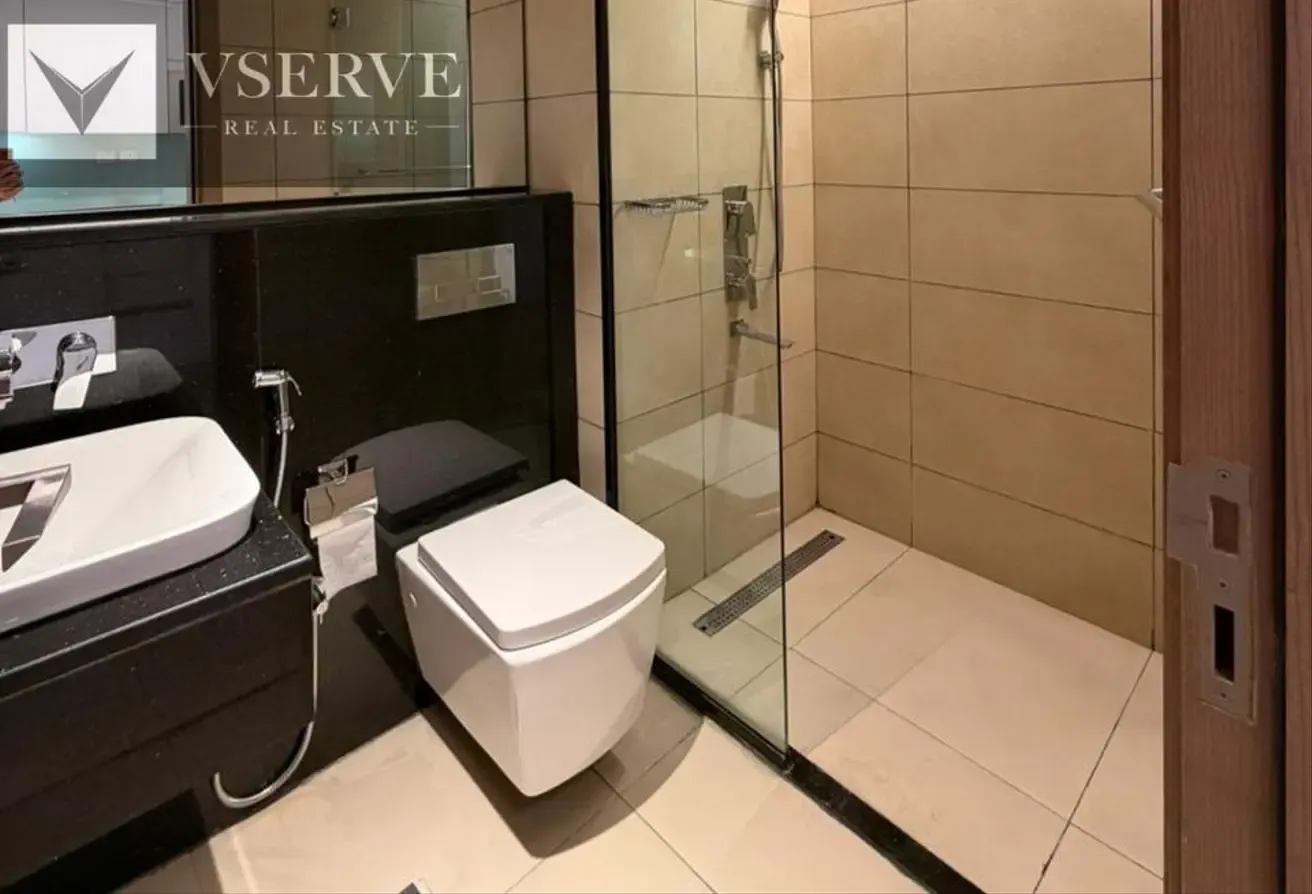 Fully furnished | Luxury Unit | Premium Location