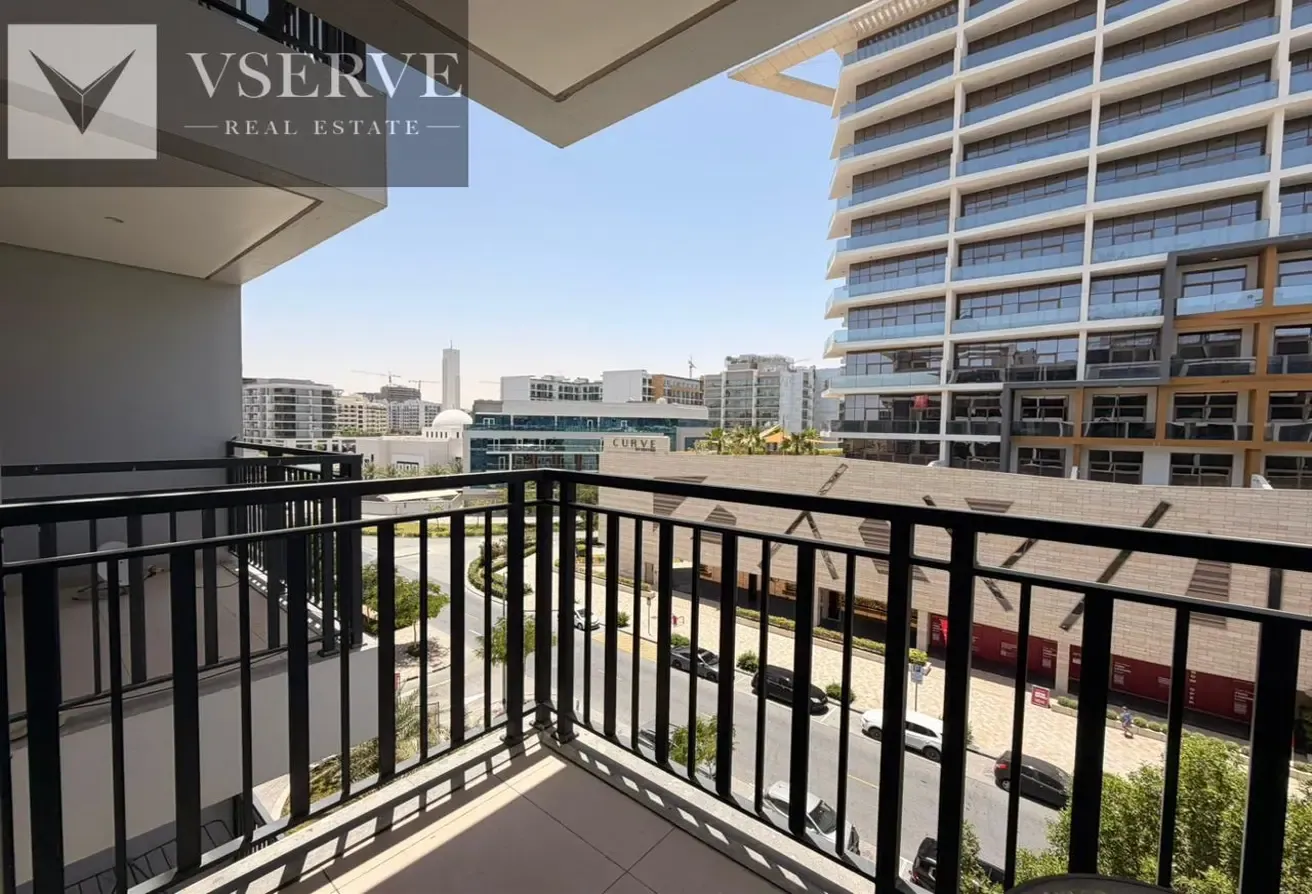 Fully furnished | Luxury Unit | Premium Location