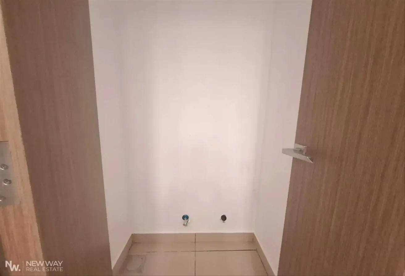 Large 1BR | Prime Community | Modern Finishes