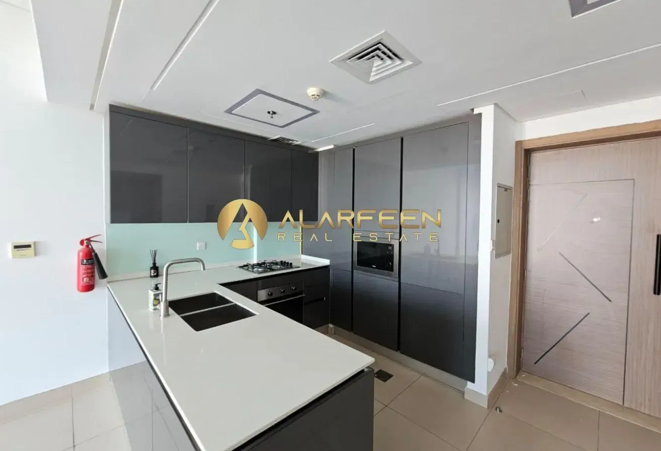 Pool View | Unfurnished | Kitchen Appliances