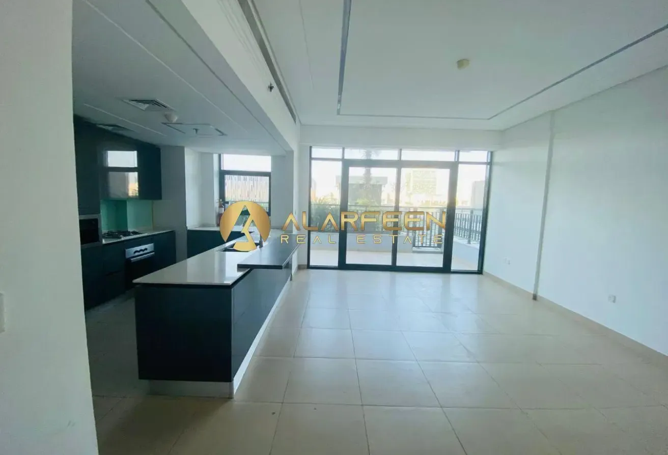 Panoramic View | Unfurnished | Ready to Move