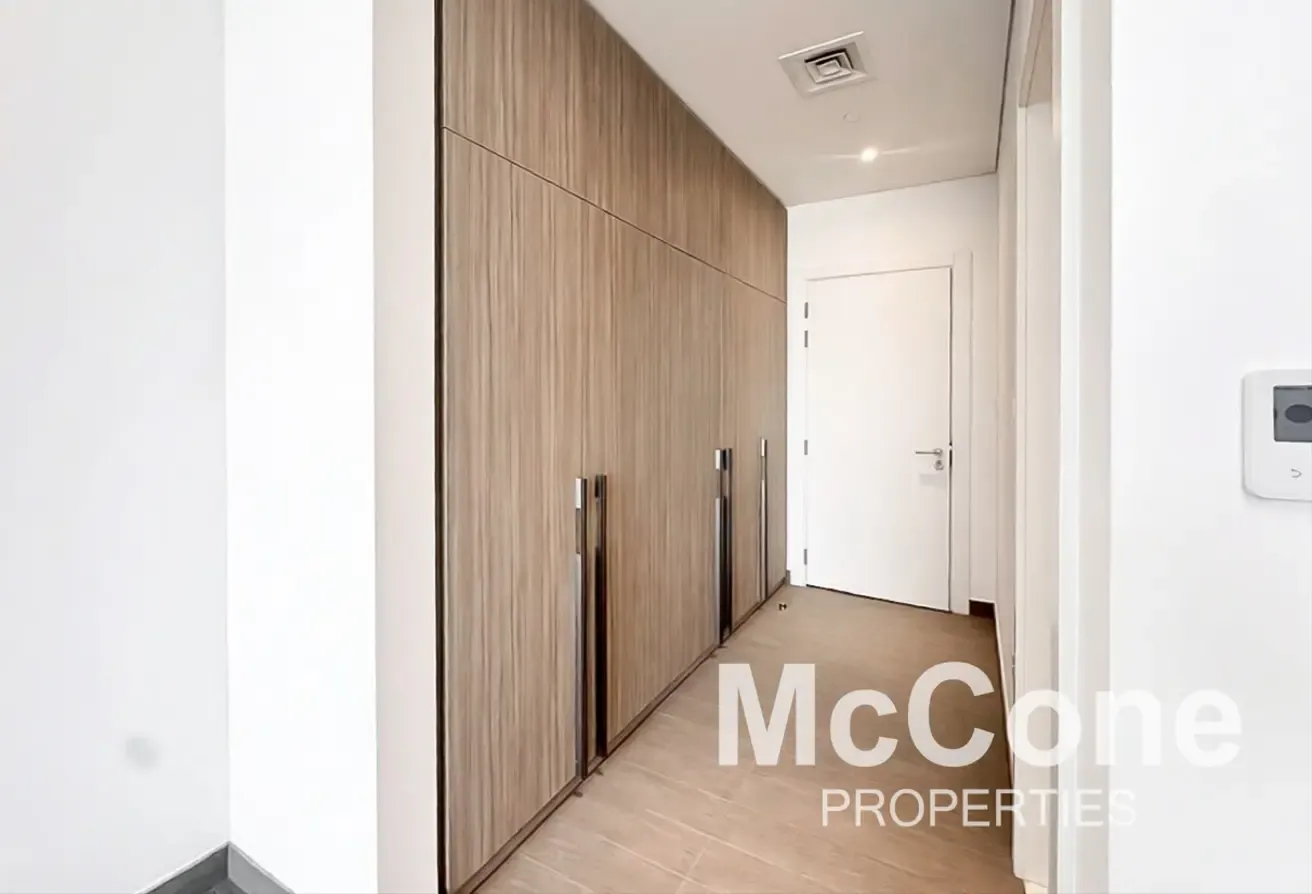 Perfect View | Prime Location | Good Layout