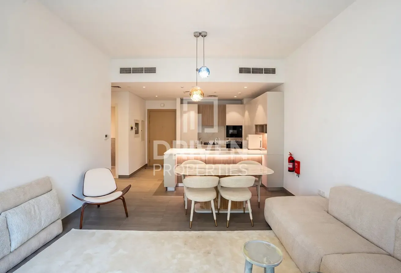 Park View | Ready to Move in | Premium Quality