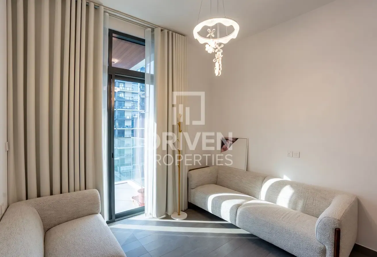 Park View | Ready to Move in | Premium Quality
