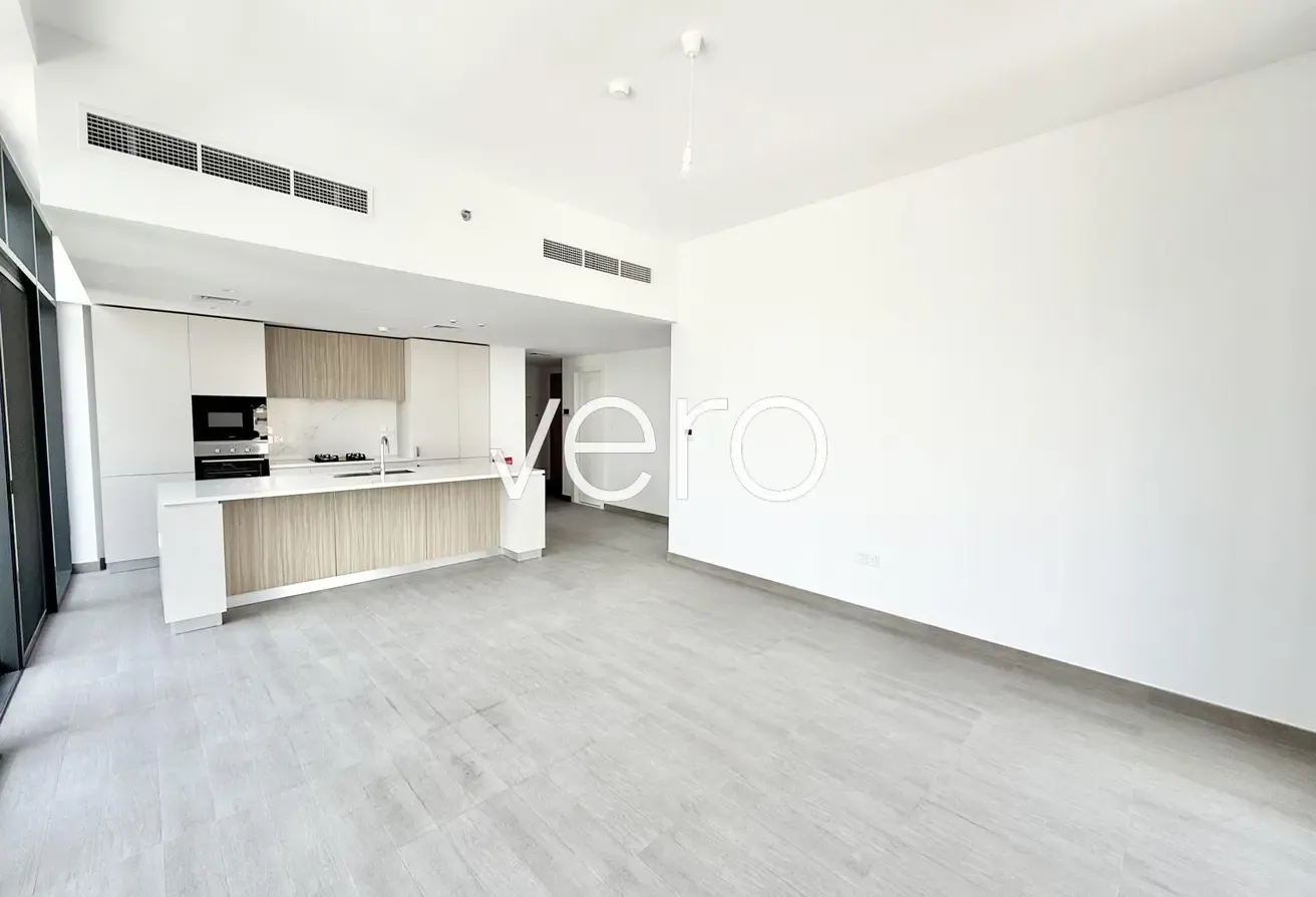 Premium | Best Amenities | Vacant Unit