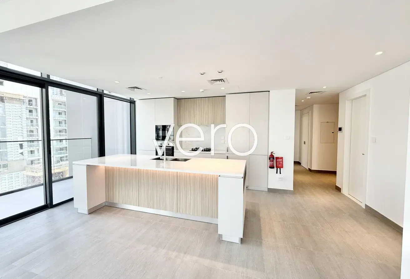 Premium | Best Amenities | Vacant Unit