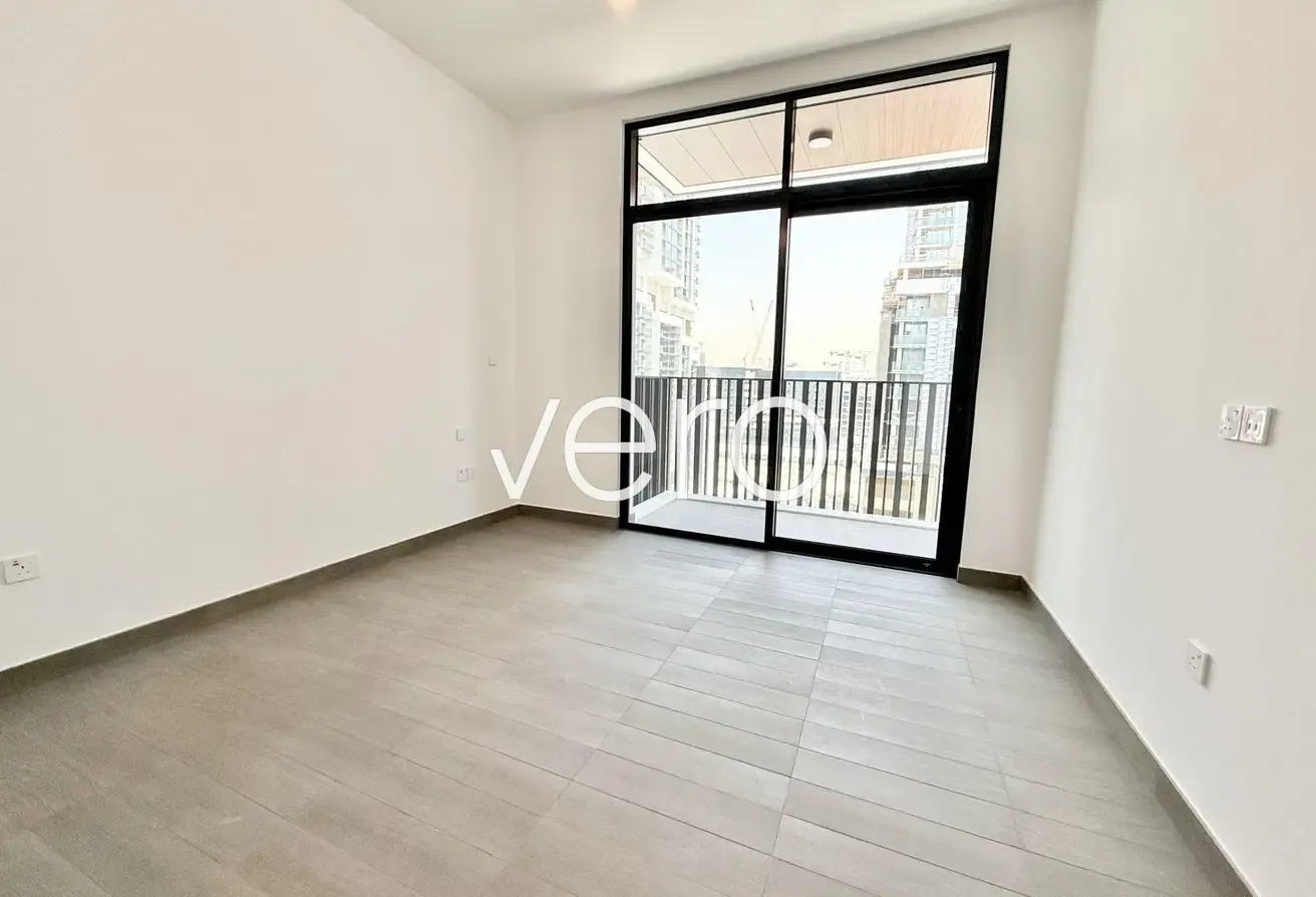 Premium | Best Amenities | Vacant Unit