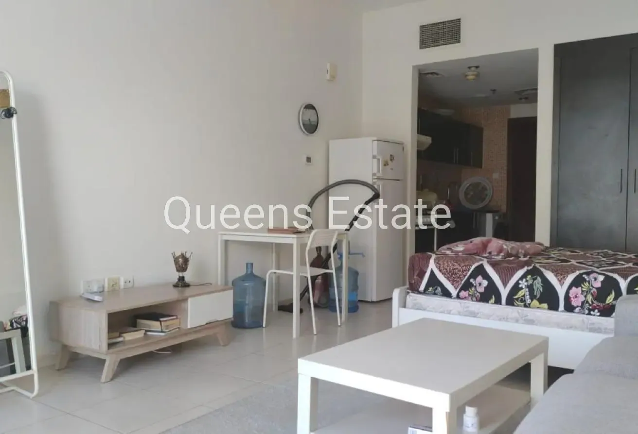 Vacant Studio | Spacious Layout | Balcony