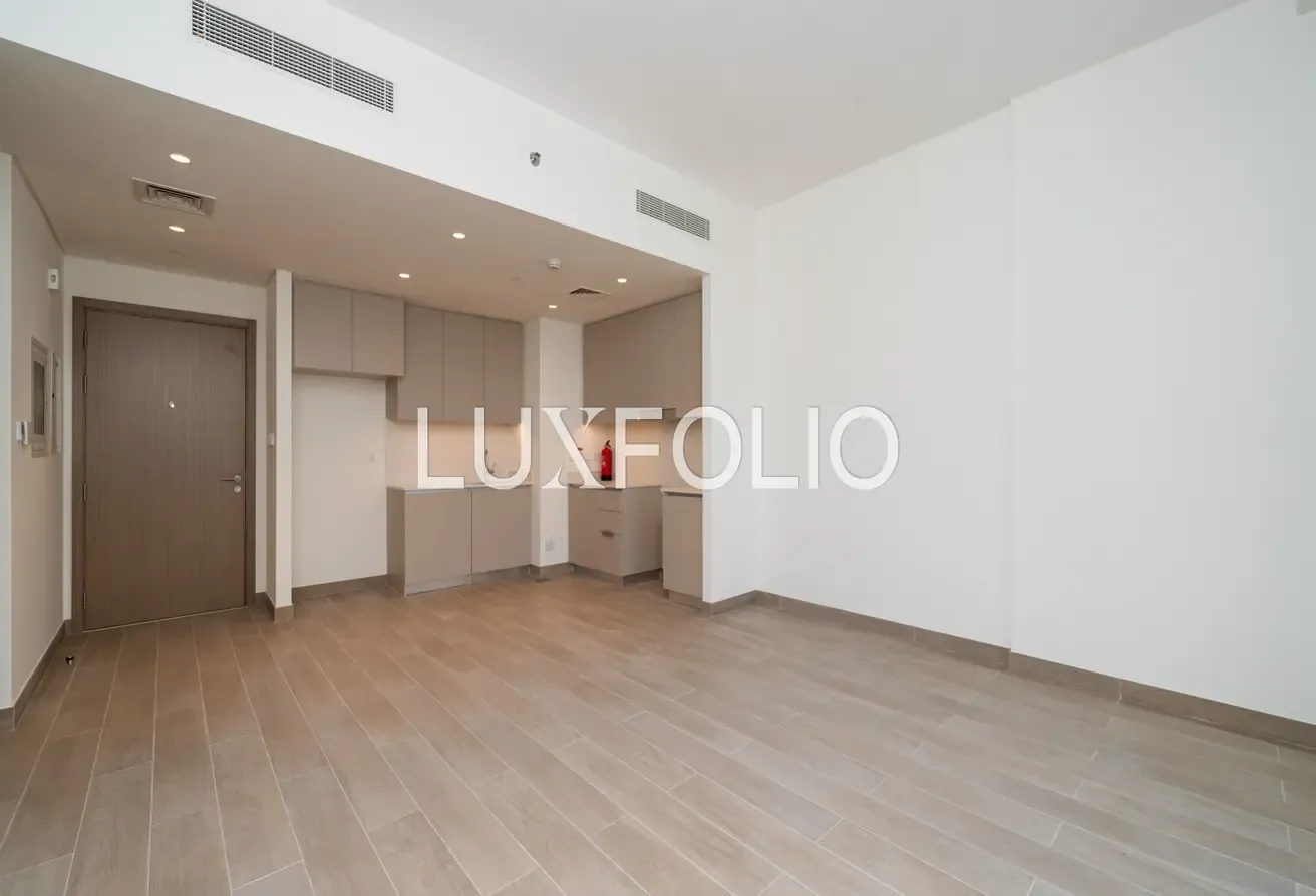 Lagoon View | Beach Access | Vacant