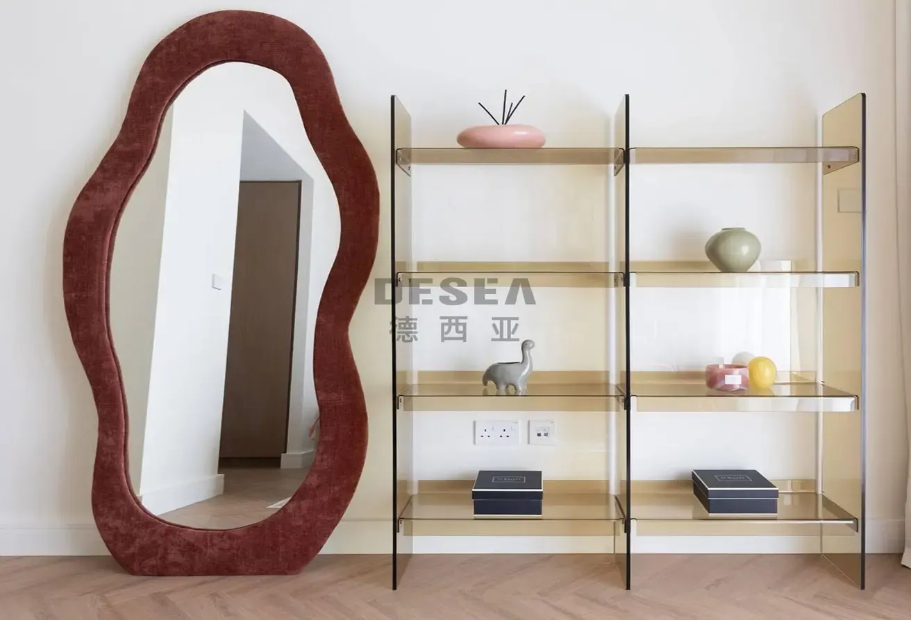 Canal View | Fully Furnished | Upgraded