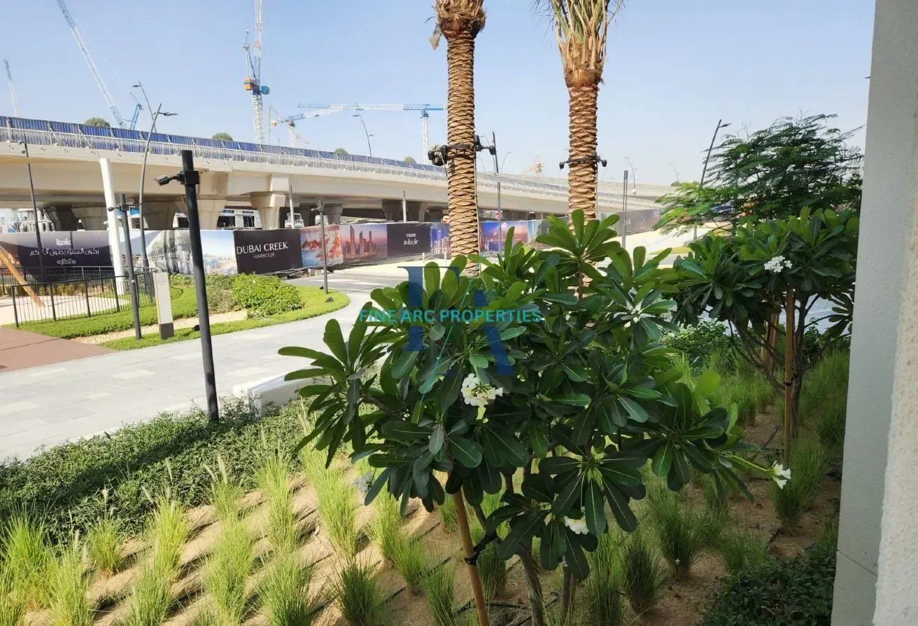 Exclusive 3BR+Maid |Private Entrance|Creek Beach