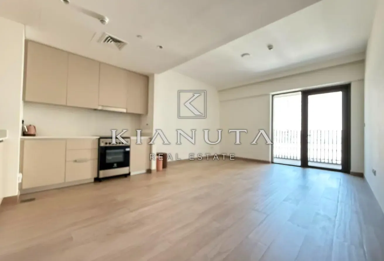 SEMI FURNISHED | NEW | LUXURY | READY | LOCATED