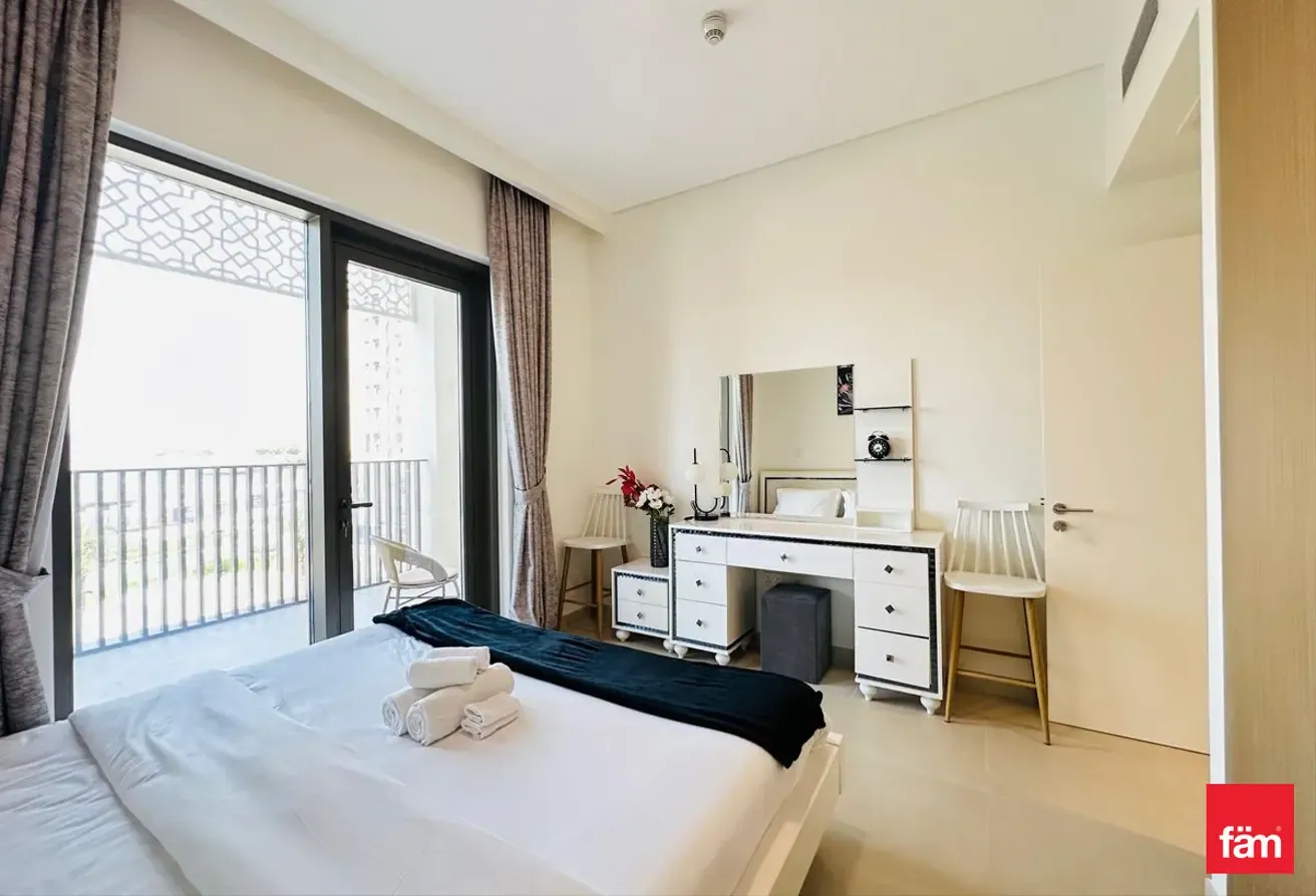 Lovingly Furnished | Private Beach | 12 Chqs