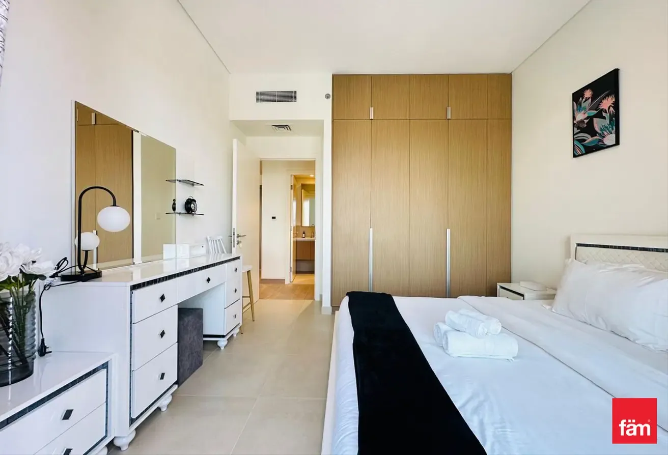Lovingly Furnished | Private Beach | 12 Chqs