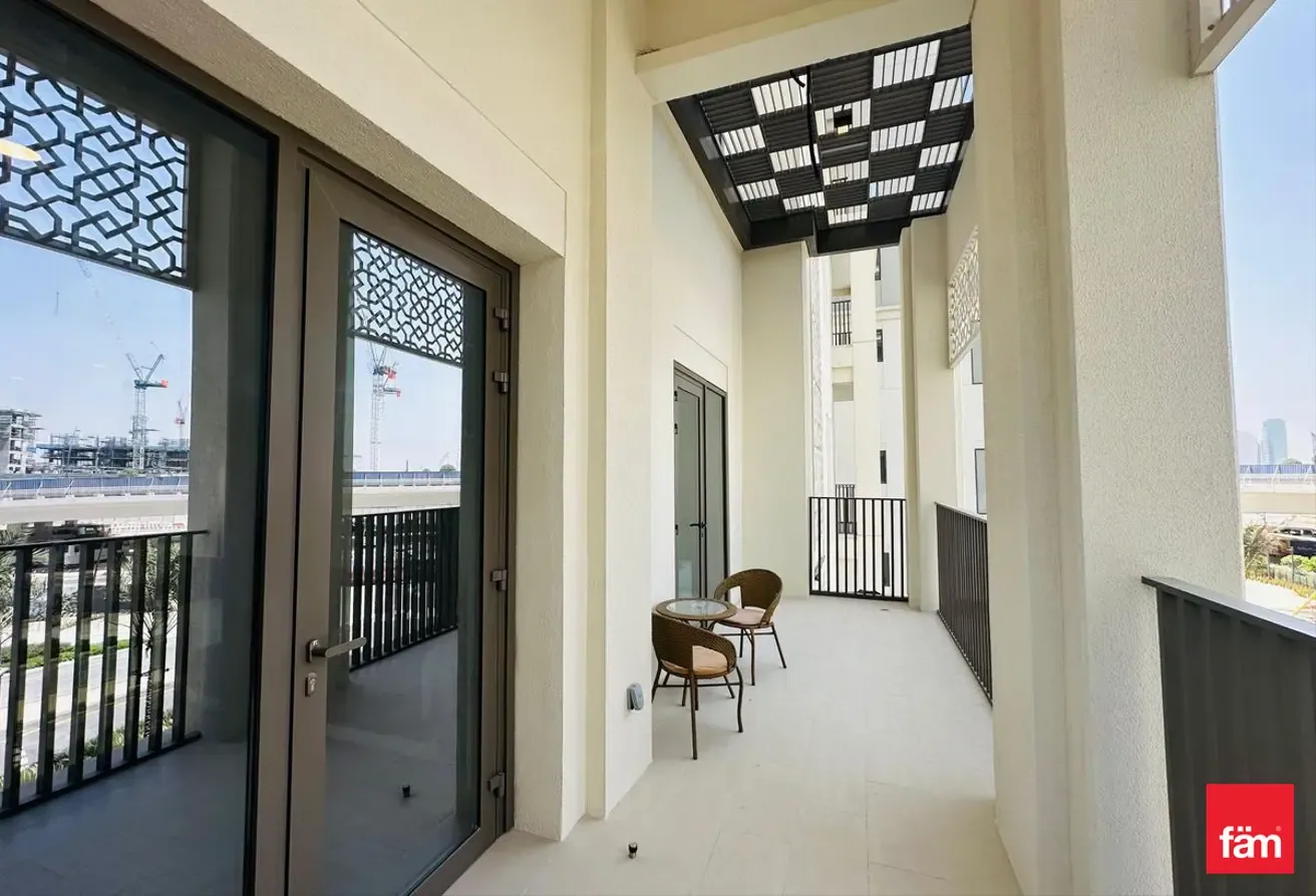 Lovingly Furnished | Private Beach | 12 Chqs