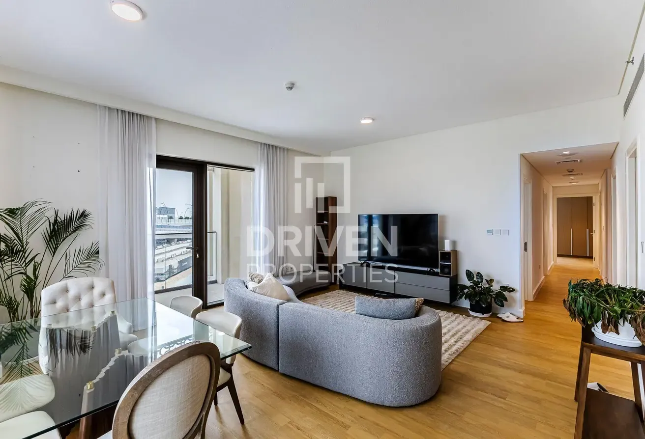 Ready to move in | Furnished Apt | Spacious