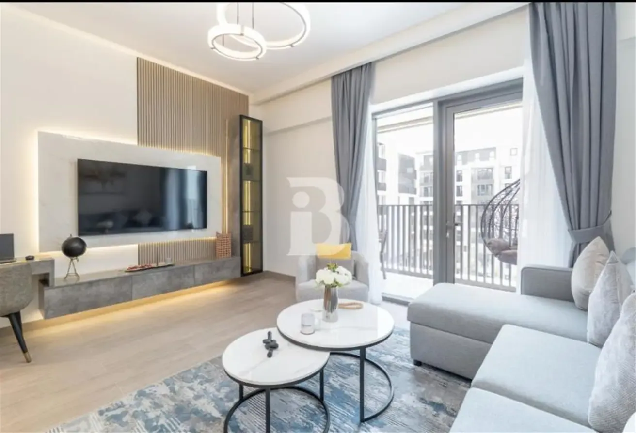 Best | Vacant in September | Creek Beach View