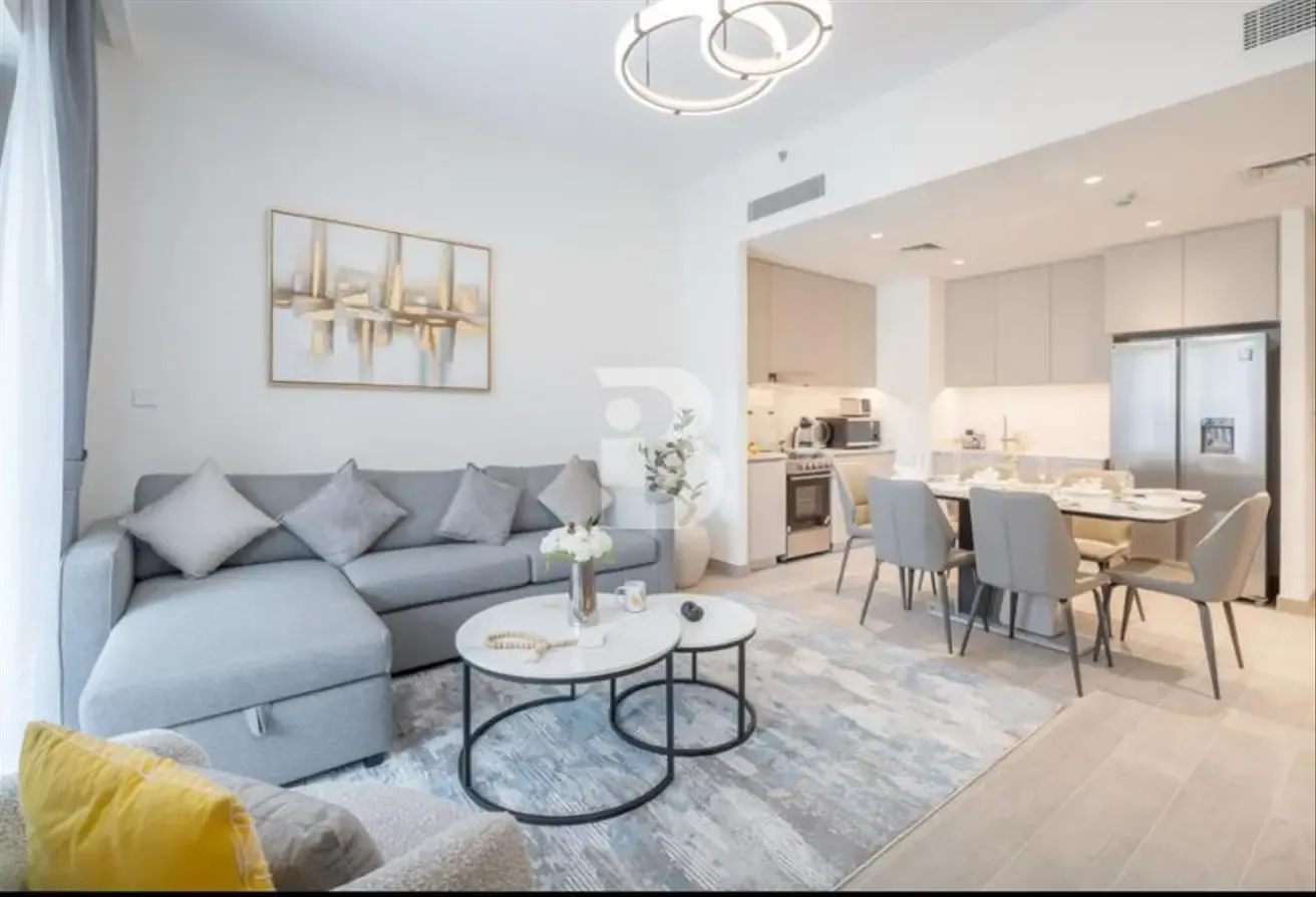 Best | Vacant in September | Creek Beach View