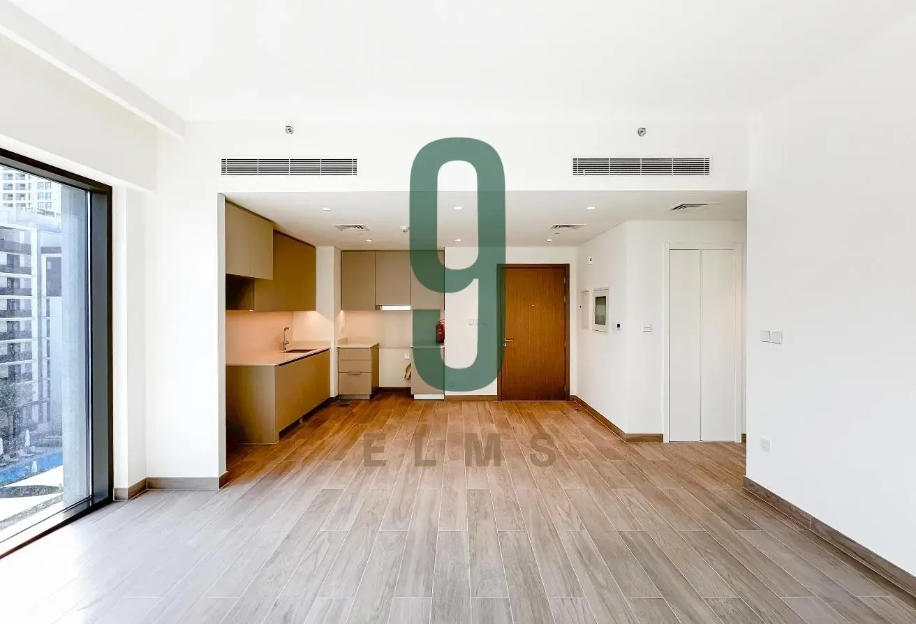 Corner Unit | Bright Living Area | Brand New