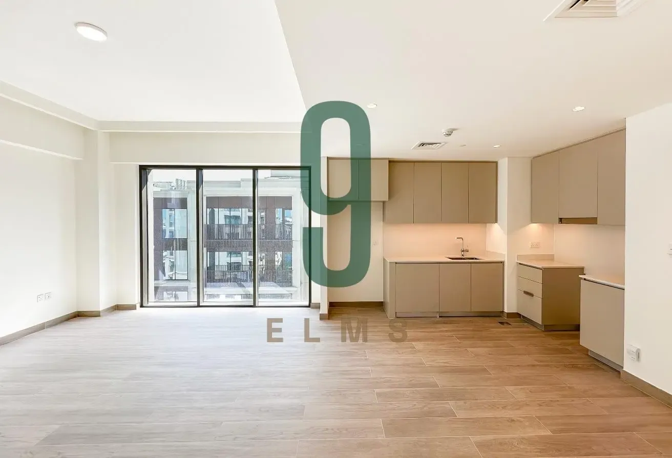 Corner Unit | Bright Living Area | Brand New