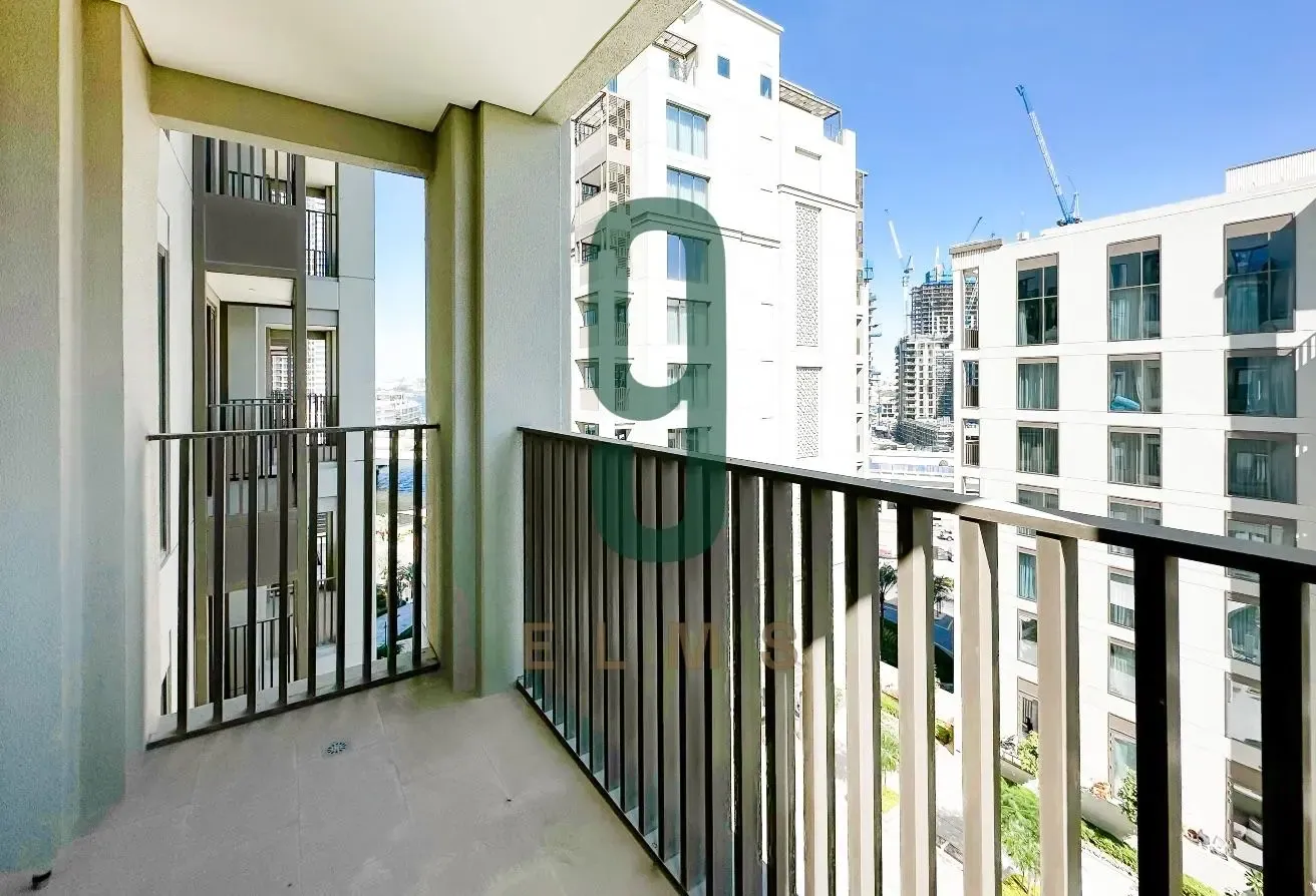 Corner Unit | Bright Living Area | Brand New