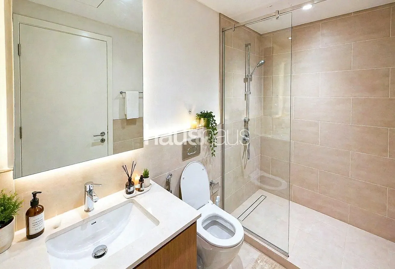 Large Terrace | Beach Access | Furnished