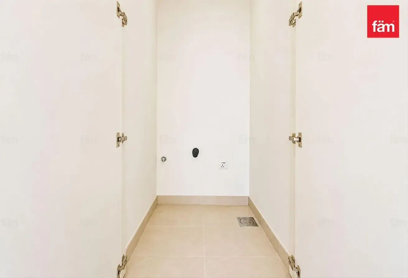 Lagoon View | Creek Beach Access | Chiller Free