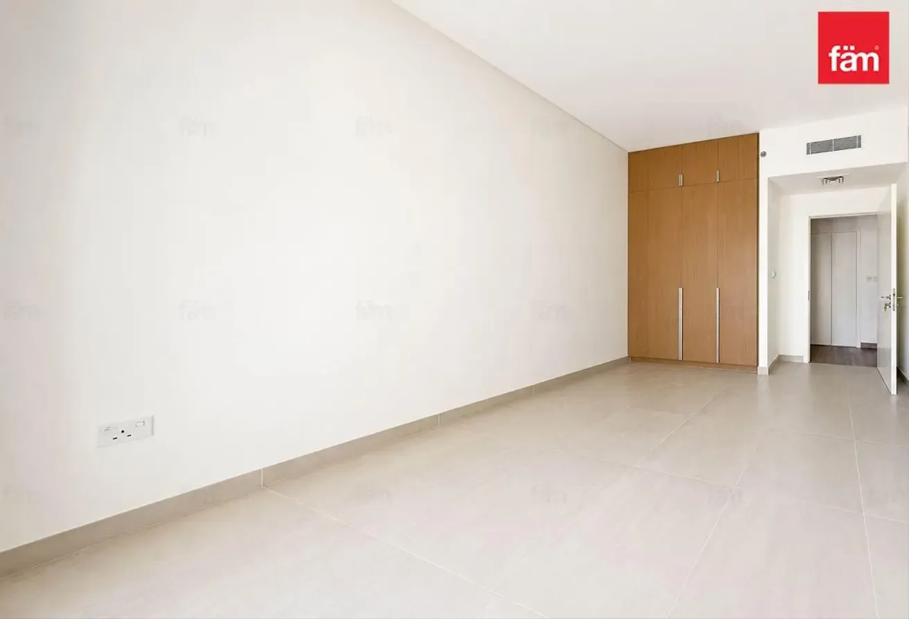 Lagoon View | Creek Beach Access | Chiller Free