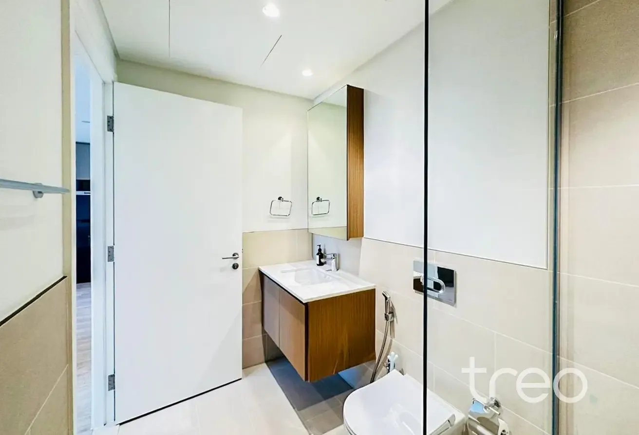 Fully Furnished | Vacant | Spacious Unit